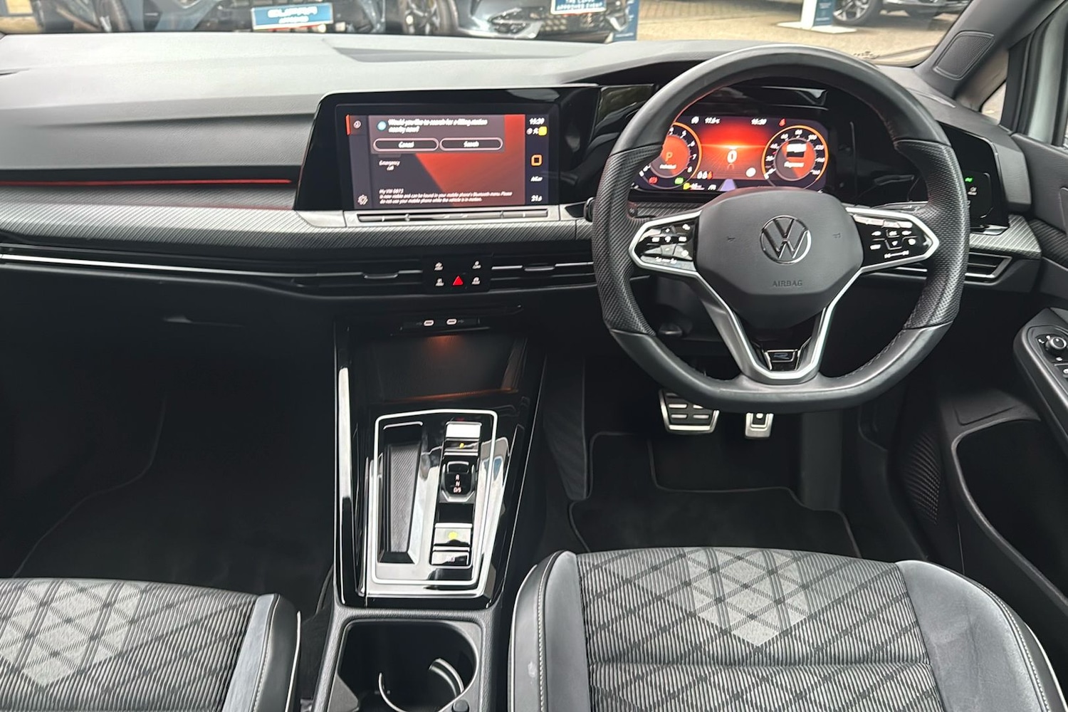 Used Volkswagen Golf 2024 for sale - 76502782: Photo 11