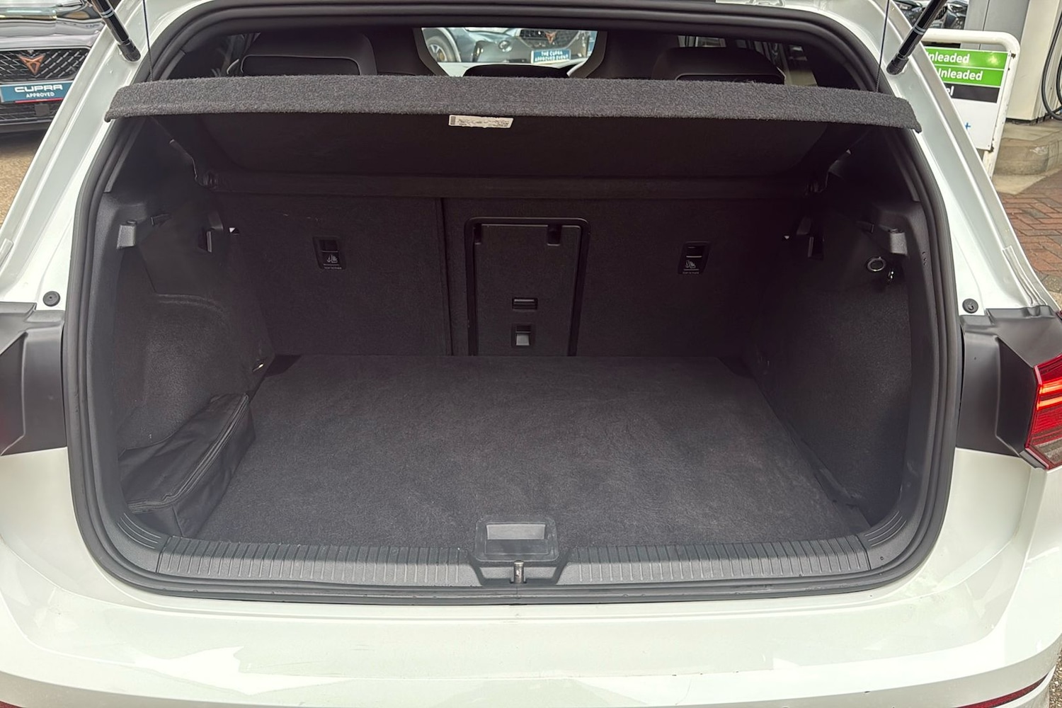 Used Volkswagen Golf 2024 for sale - 76502782: Photo 12