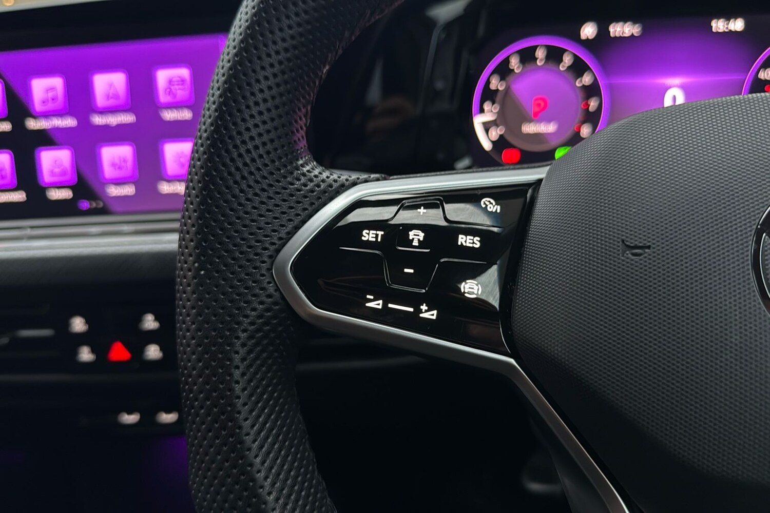 Used Volkswagen Golf 2024 for sale - 76502782: Photo 38