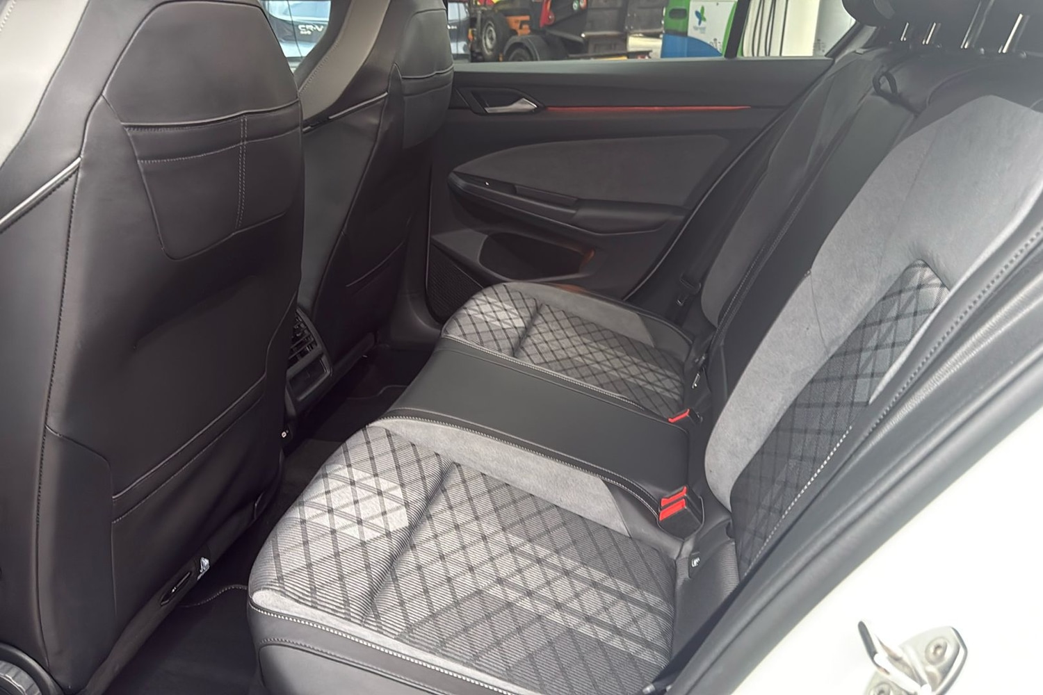 Used Volkswagen Golf 2024 for sale - 76502782: Photo 5