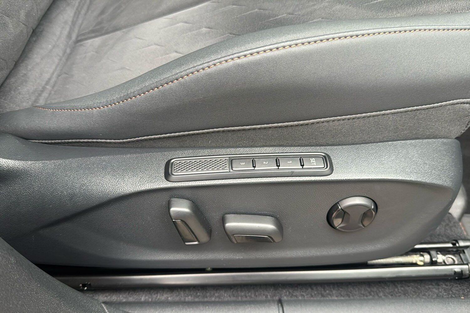 Used Cupra Terramar 2025 for sale - 77247216: Photo 36