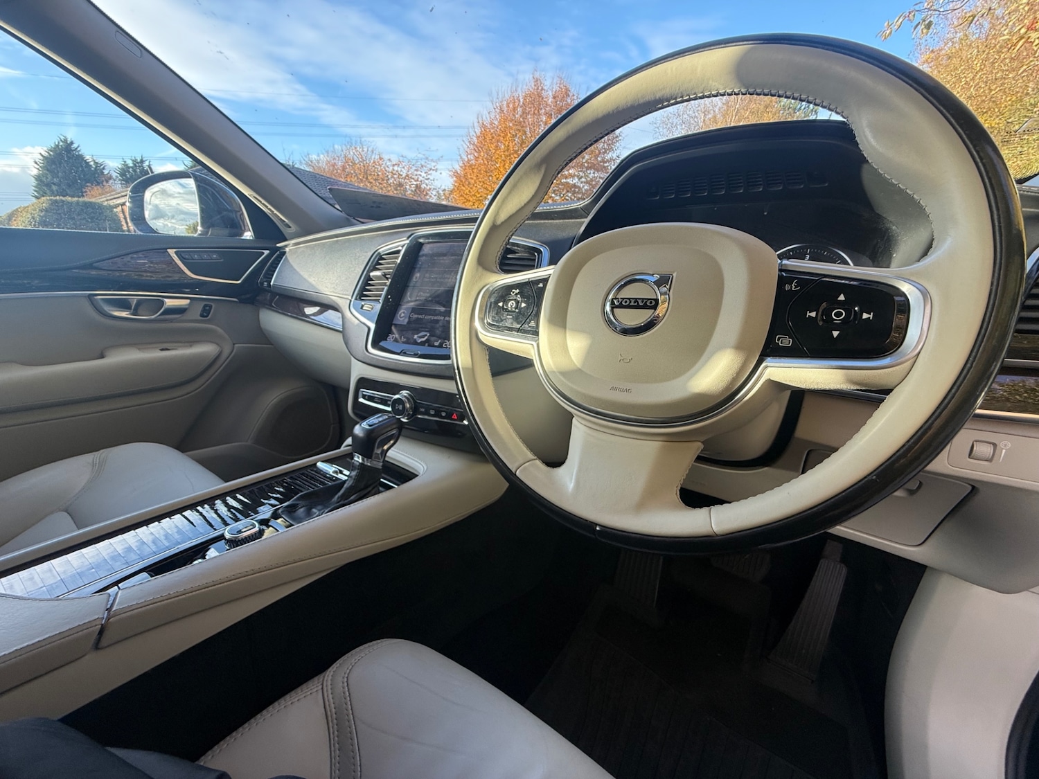 Used Volvo XC90 2017 for sale - 76207527: Photo 11