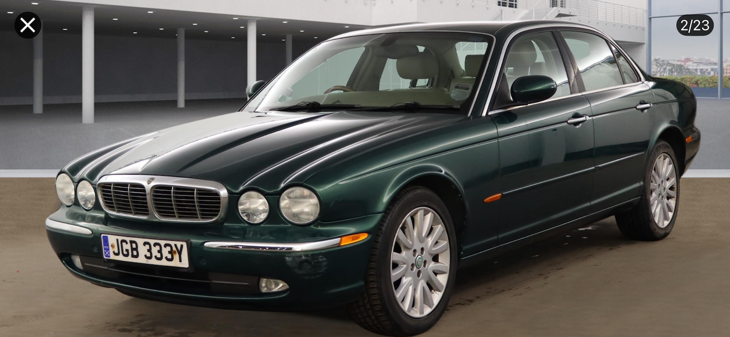 Used Jaguar XJ 2004 for sale - 78052551: Photo 2