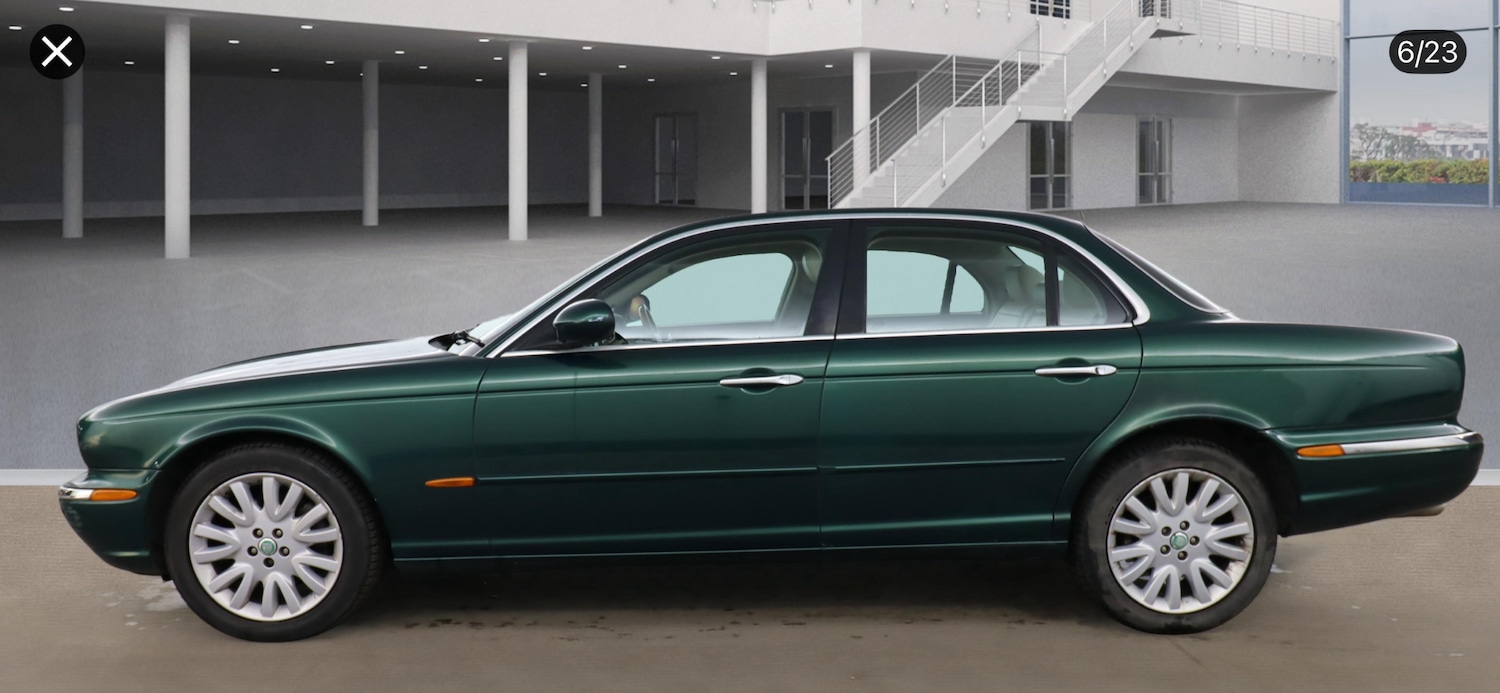Used Jaguar XJ 2004 for sale - 78052551: Photo 4