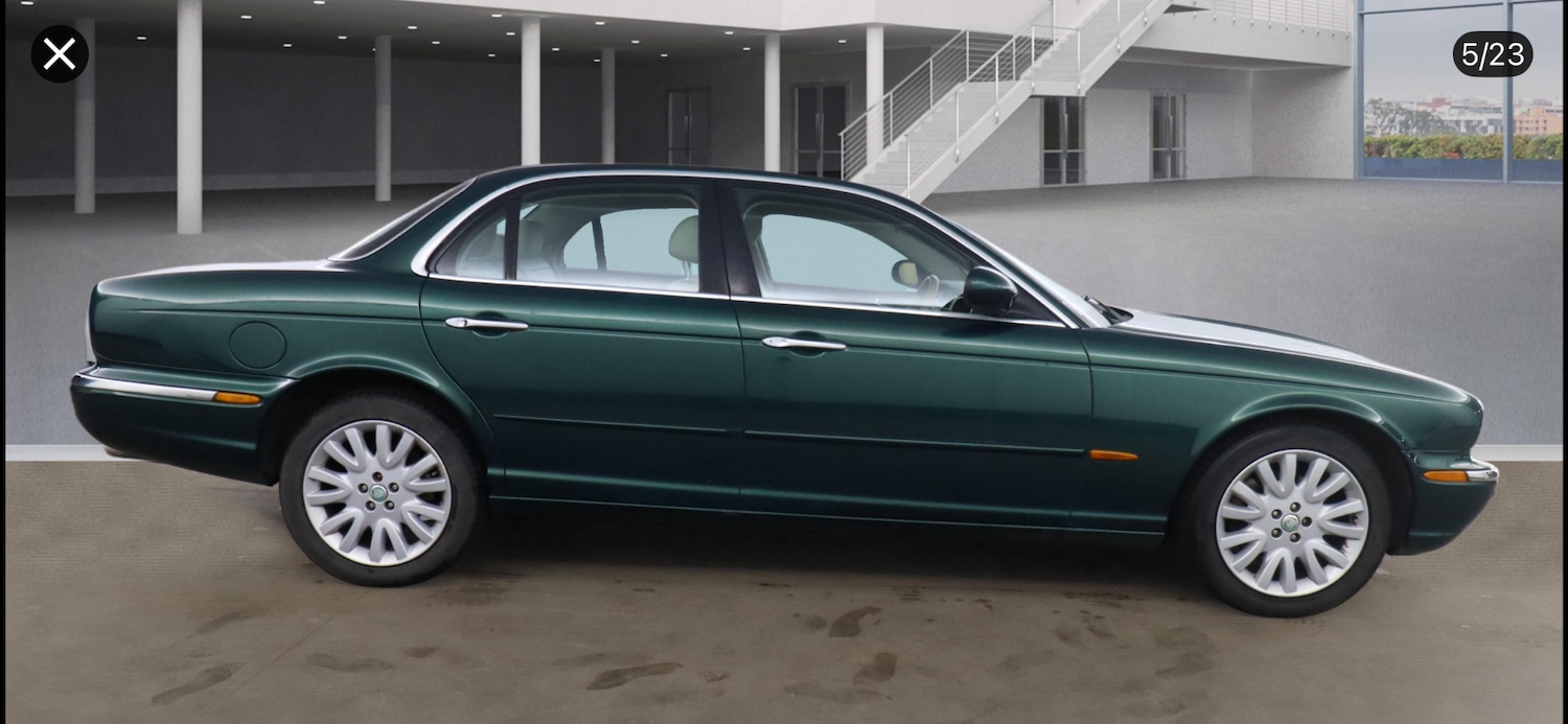 Used Jaguar XJ 2004 for sale - 78052551: Photo 5