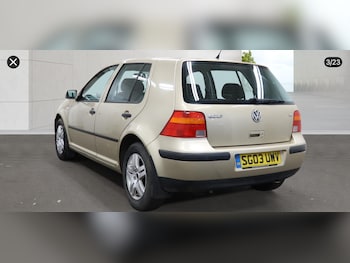 Used Volkswagen Golf 2003 for sale - 78387503: Photo