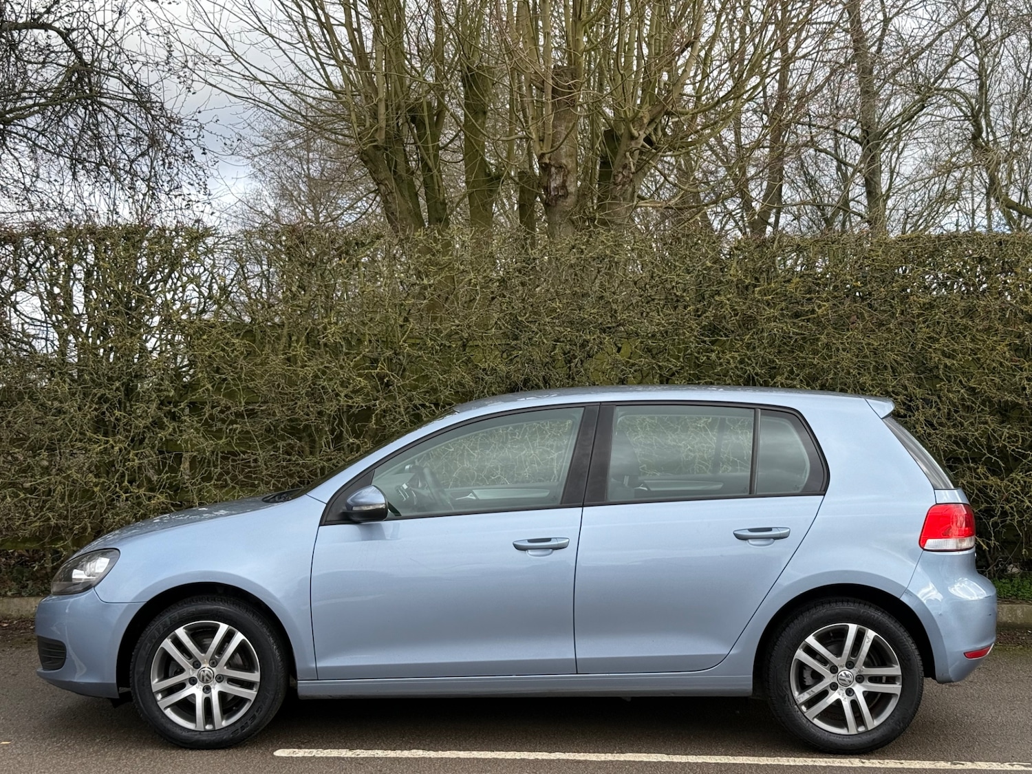 Used Volkswagen Golf 2011 for sale - 77568084: Photo 2