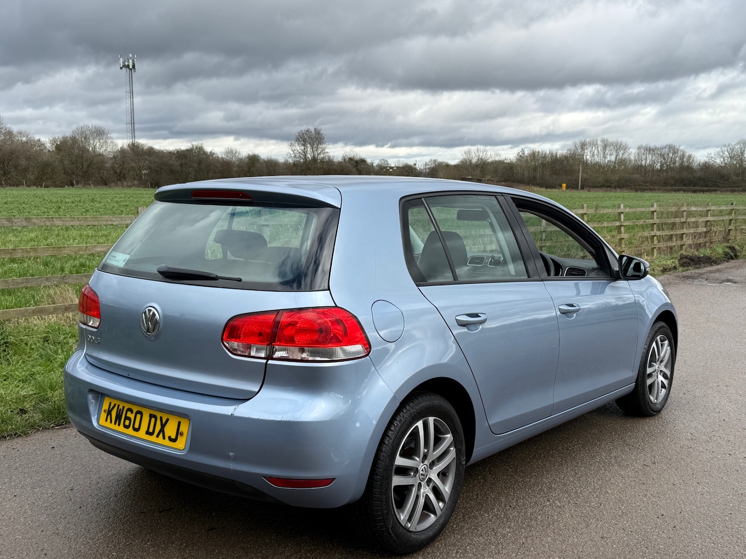 Used Volkswagen Golf 2011 for sale - 77568084: Photo 9
