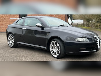 Used Alfa Romeo GT 2007 for sale - 77896804: Photo