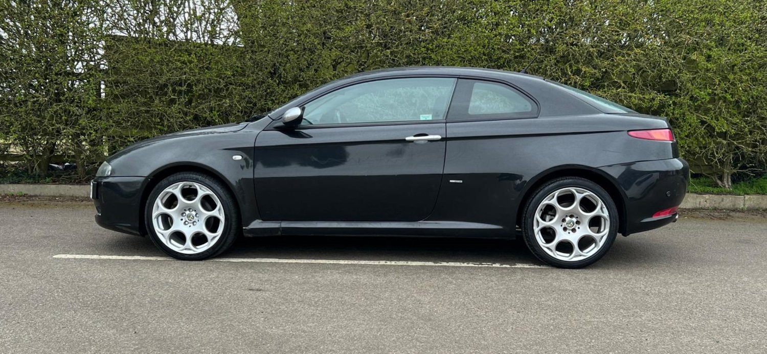 Used Alfa Romeo GT 2007 for sale - 77896804: Photo 8