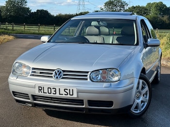 Used Volkswagen Golf 2003 for sale - 78866100: Photo