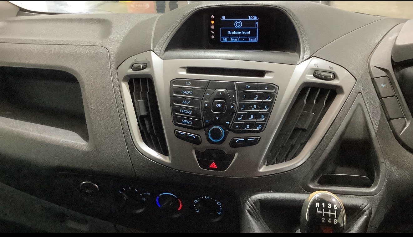 Used Ford Transit Custom 2015 for sale - 76640712: Photo 5