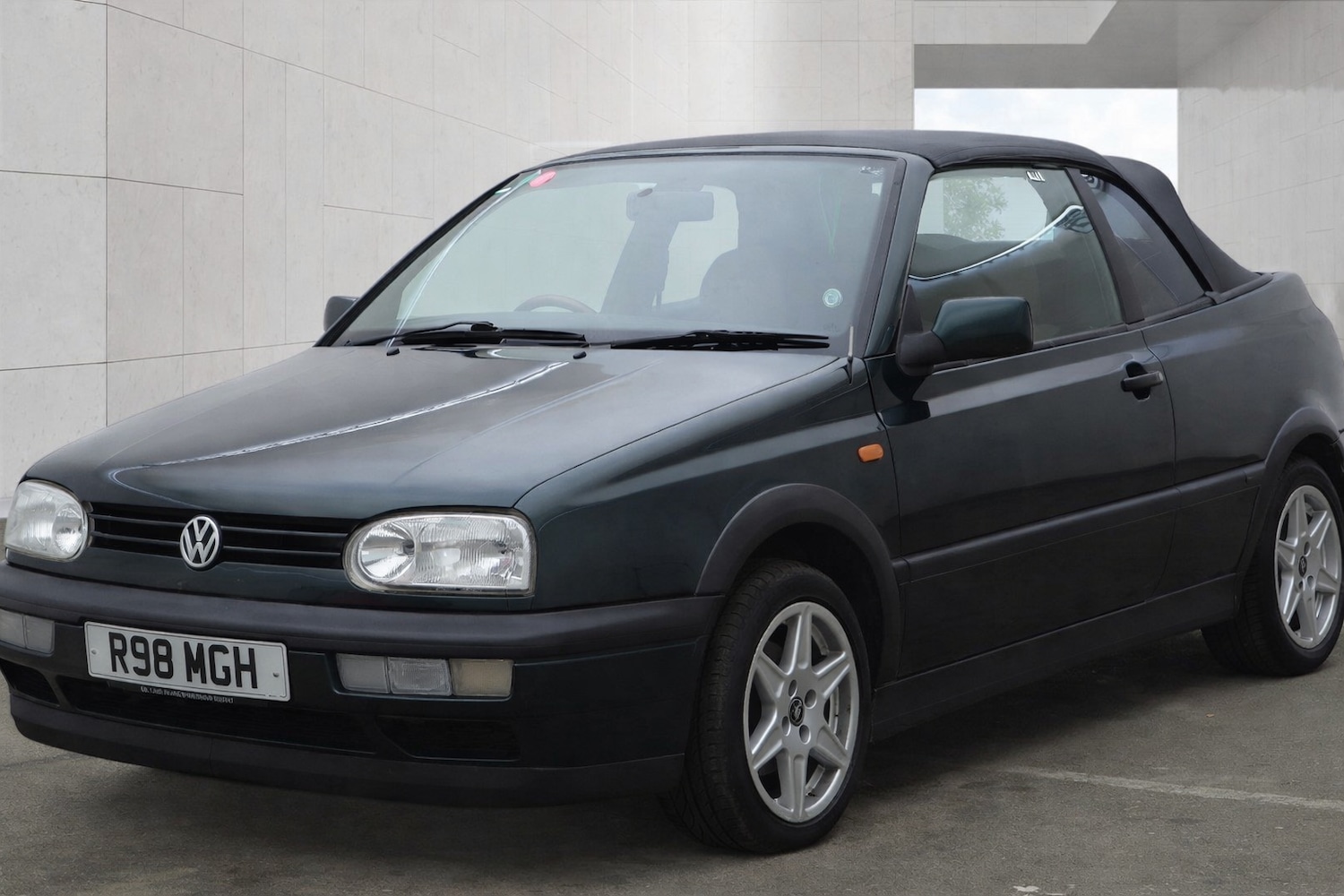 Used Volkswagen Golf 1997 for sale - 78170046: Photo 2
