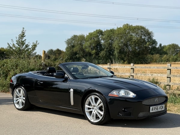 Used Jaguar XKR 2006 for sale - 74890931: Photo 1