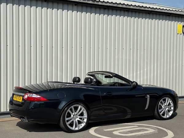 Used Jaguar XKR 2006 for sale - 74890931: Photo 21