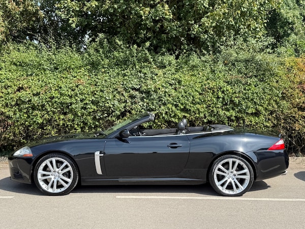 Used Jaguar XKR 2006 for sale - 74890931: Photo 3