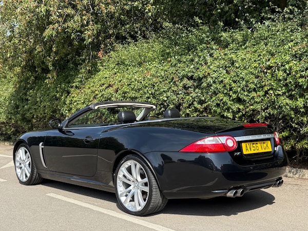 Used Jaguar XKR 2006 for sale - 74890931: Photo 4