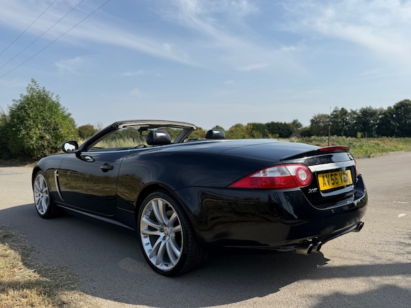 Used Jaguar XKR 2006 for sale - 74890931: Photo 5
