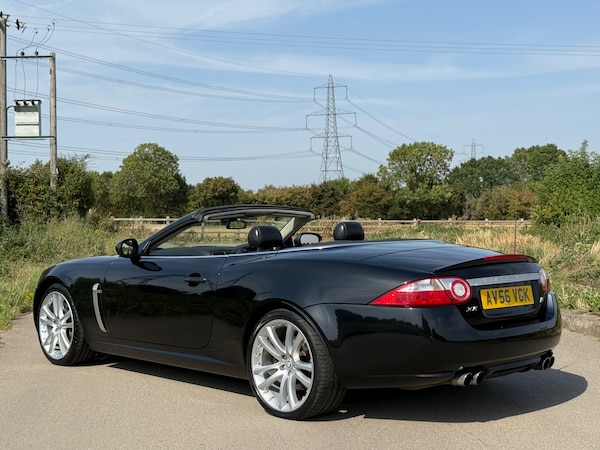 Used Jaguar XKR 2006 for sale - 74890931: Photo 7