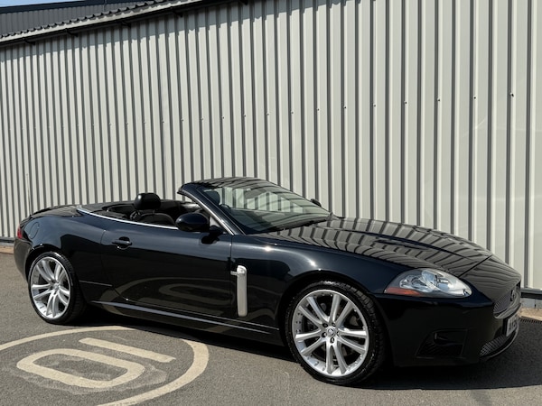 Used Jaguar XKR 2006 for sale - 74890931: Photo 9