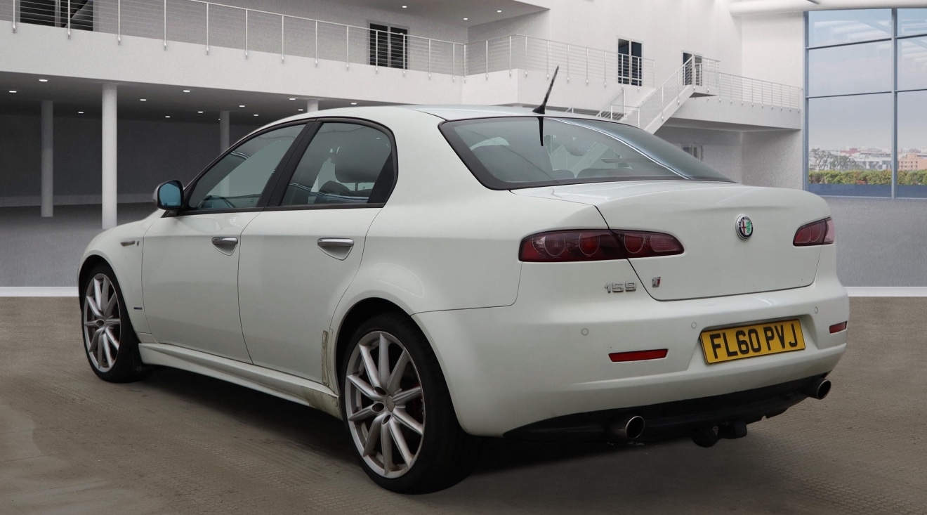Used Alfa Romeo 159 2010 for sale - 77975637: Photo 2