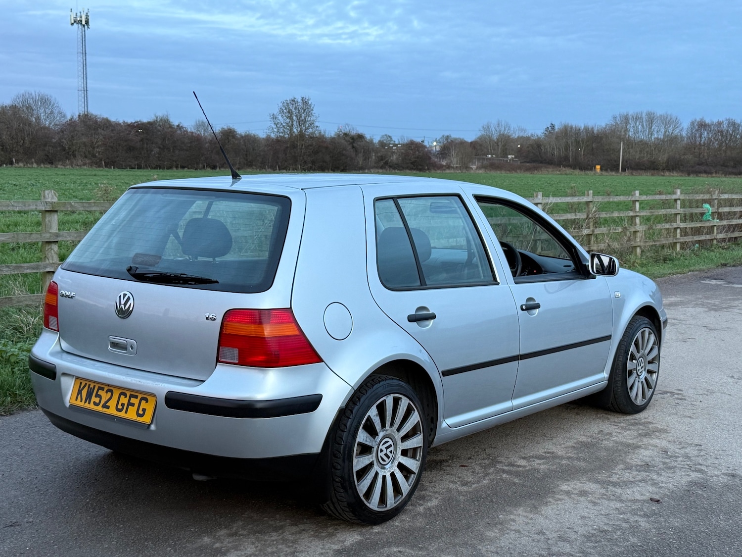 Used Volkswagen Golf 2003 for sale - 76861957: Photo 11