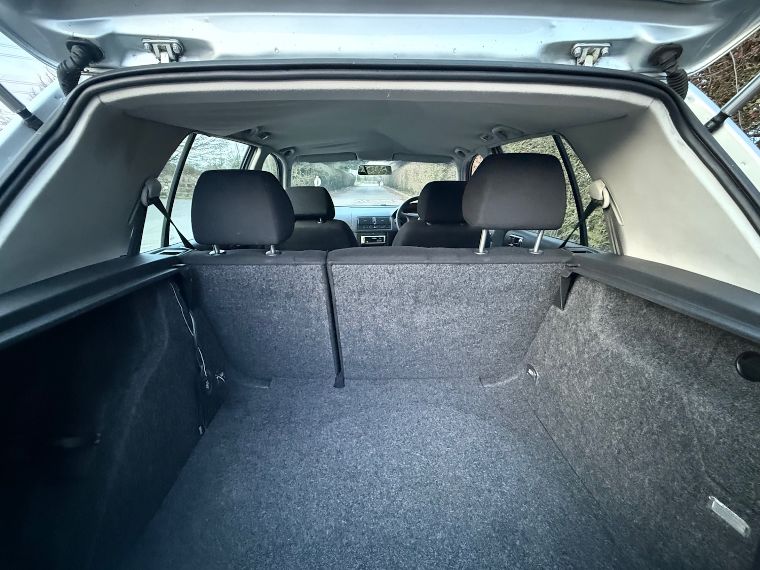 Used Volkswagen Golf 2003 for sale - 76861957: Photo 12