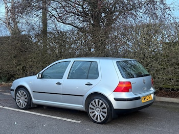 Used Volkswagen Golf 2003 for sale - 76861957: Photo