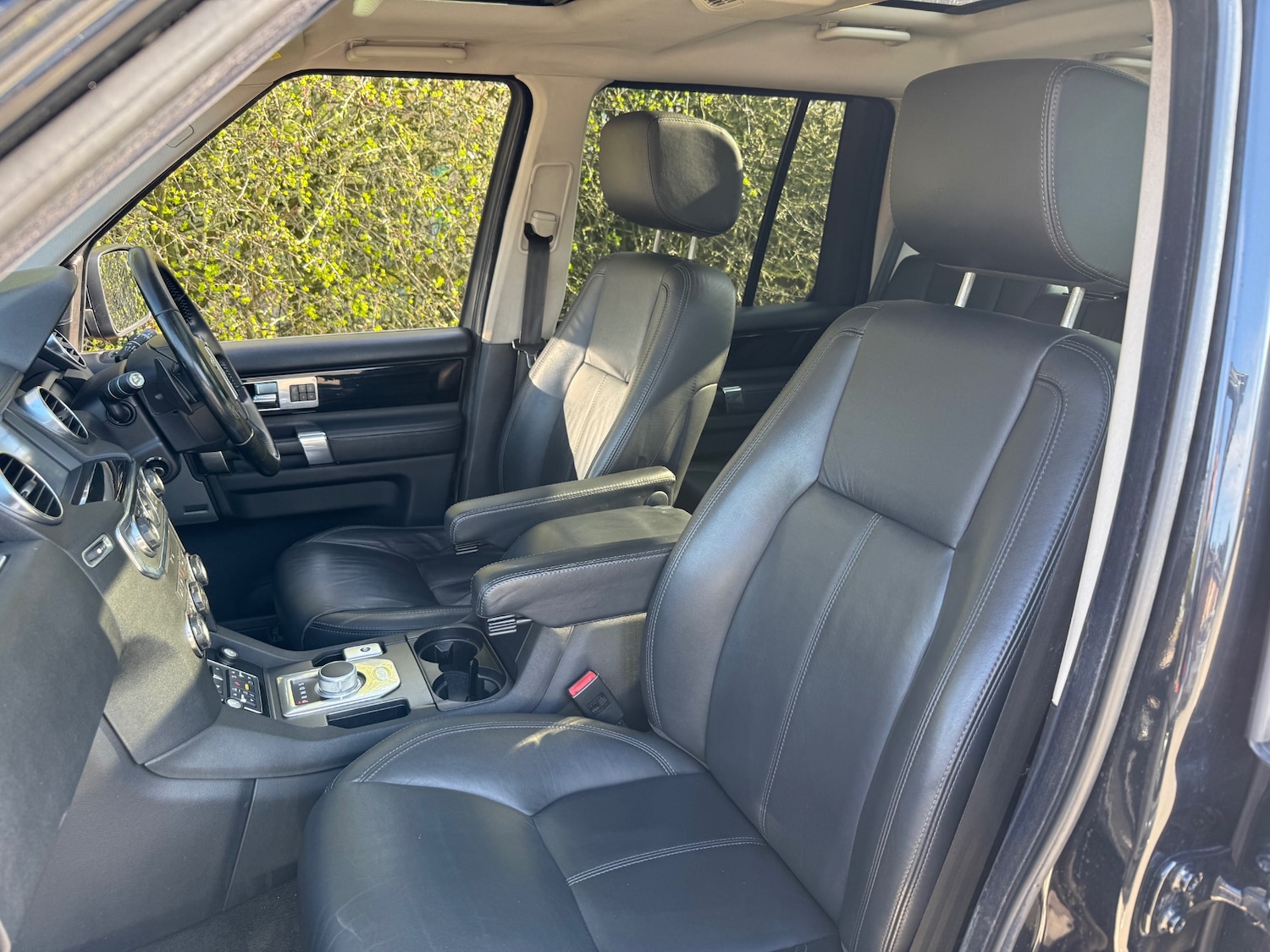 Used Land Rover Discovery 2011 for sale - 77746181: Photo 12