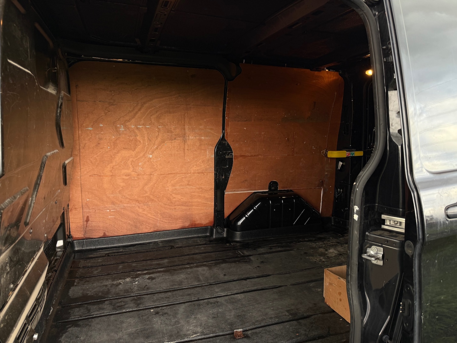 Used Ford Transit Custom 2015 for sale - 76415047: Photo 11