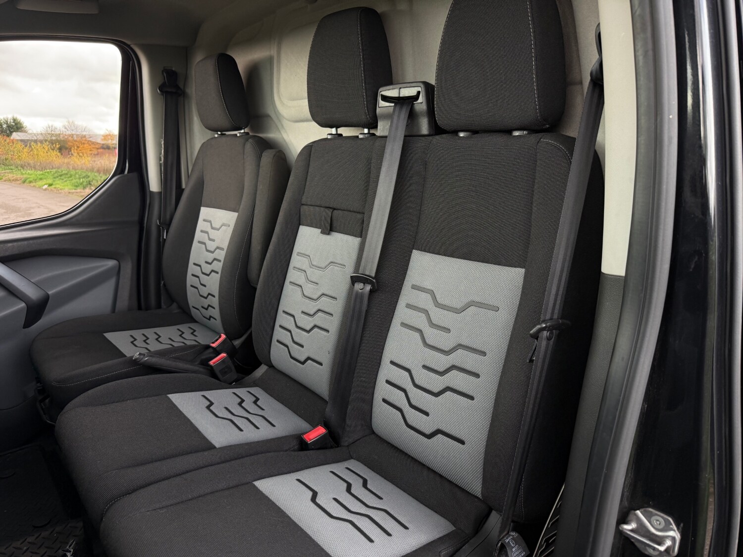 Used Ford Transit Custom 2015 for sale - 76415047: Photo 8