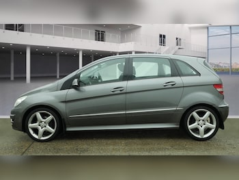 Used Mercedes-Benz B Class 2009 for sale - 77963642: Photo