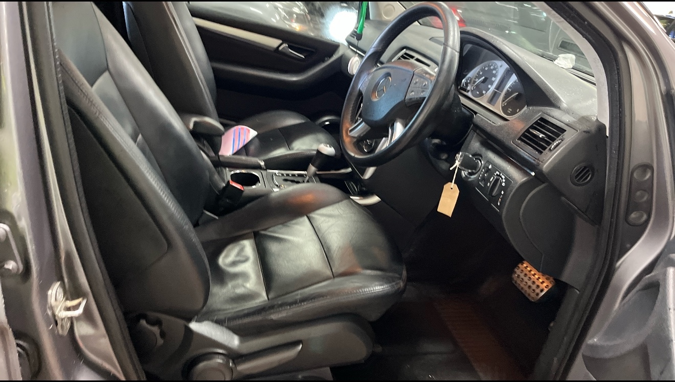 Used Mercedes-Benz B Class 2009 for sale - 77963642: Photo 5