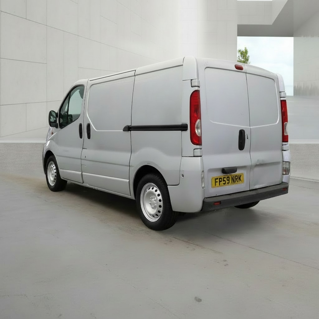 Used Vauxhall Vivaro 2010 for sale - 78183516: Photo 2