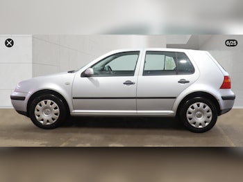 Used Volkswagen Golf 2003 for sale - 78132477: Photo