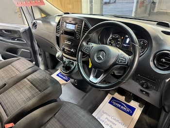 Used Mercedes-Benz Vito 2019 for sale - 77401371: Photo