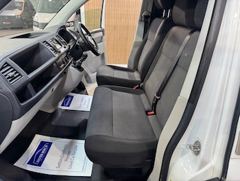 Used Volkswagen Transporter 2019 for sale - 78543932: Photo