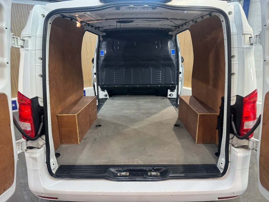 Used Mercedes-Benz Vito 2021 for sale - 77593721: Photo 11