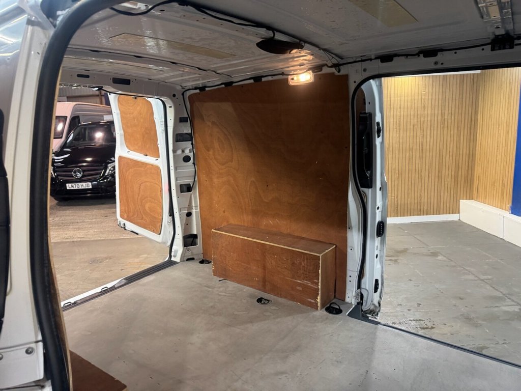 Used Mercedes-Benz Vito 2021 for sale - 77593721: Photo 9