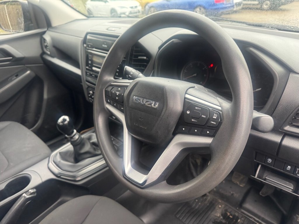 Used Isuzu D-Max 2022 for sale - 77187948: Photo 2