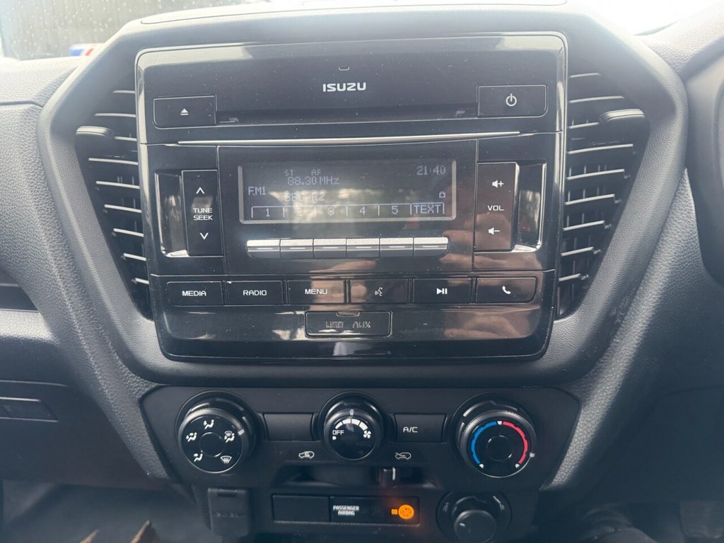 Used Isuzu D-Max 2022 for sale - 77187948: Photo 8