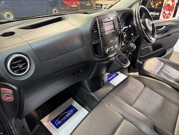 Used Mercedes-Benz Vito 2016 for sale - 77103912: Photo