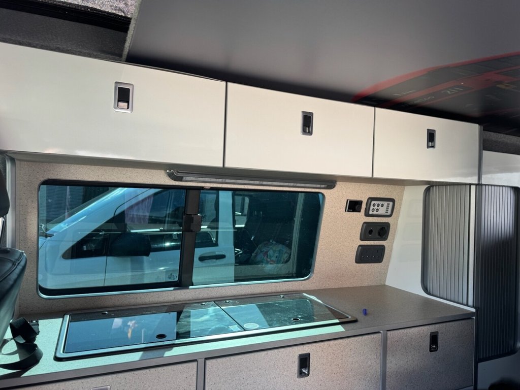 Used Volkswagen Transporter 2017 for sale - 77891173: Photo 10