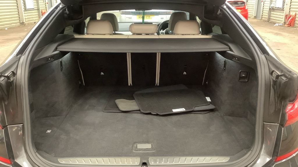 Used BMW 6 Series 2020 for sale - 77976713: Photo 15