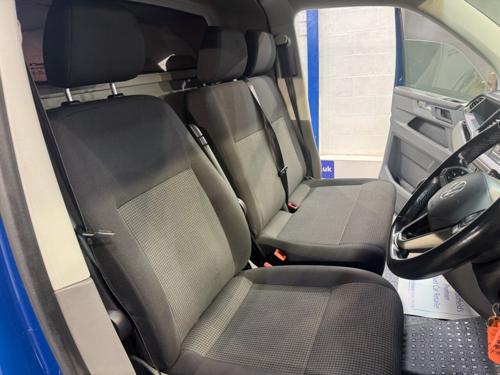 Used Volkswagen Transporter 2022 for sale - 77103903: Photo 31