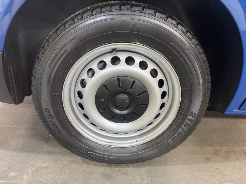 Used Volkswagen Transporter 2022 for sale - 77103903: Photo 37