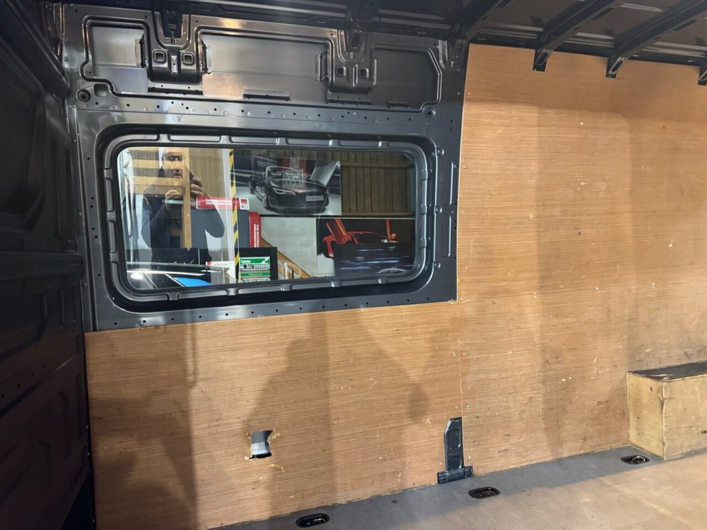 Used Volkswagen Crafter 2020 for sale - 77952378: Photo 30