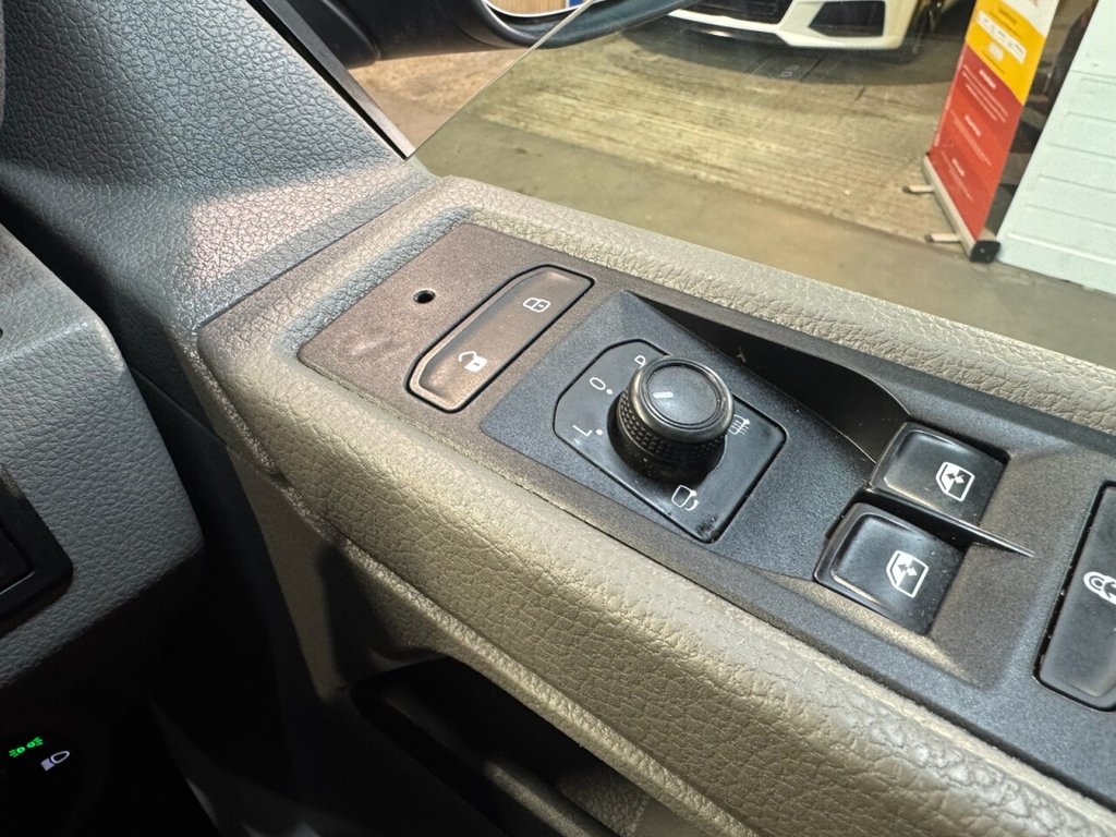 Used Volkswagen Transporter 2022 for sale - 77103906: Photo 26