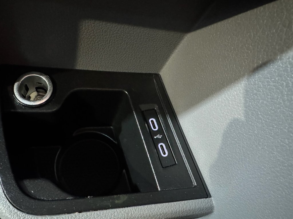 Used Volkswagen Transporter 2022 for sale - 77103906: Photo 28