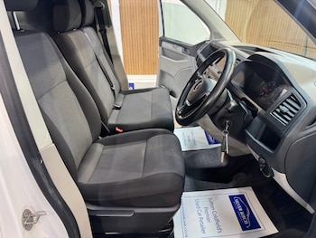 Used Volkswagen Transporter 2019 for sale - 78479693: Photo